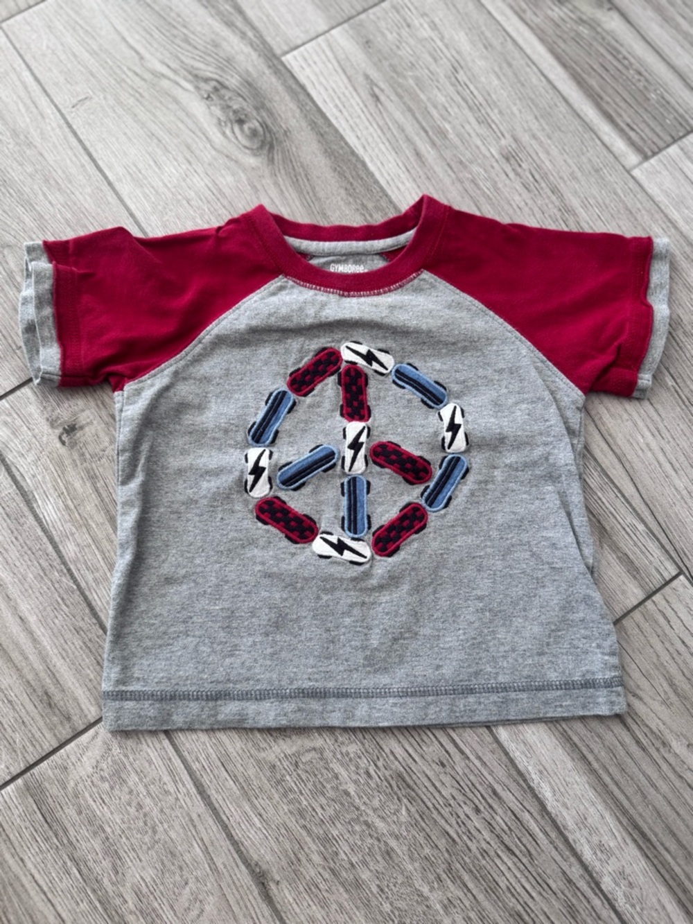 3 Pieces! Gymboree Skateboard T-Shirts Red Shorts Set Boy Size 18-24 month - Picture 2 of 14